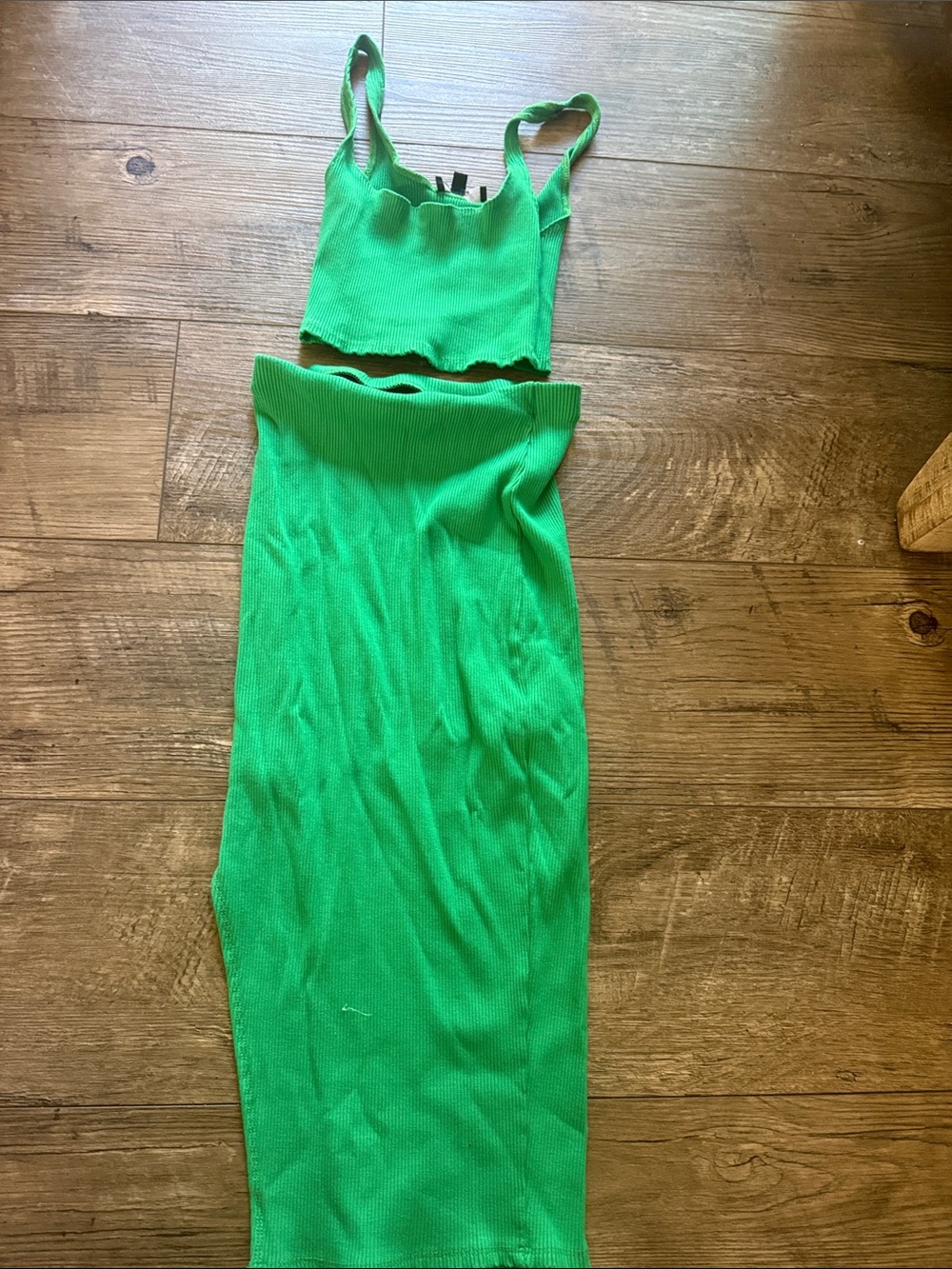 Emerald Green Ribbed Maxi Skirt
